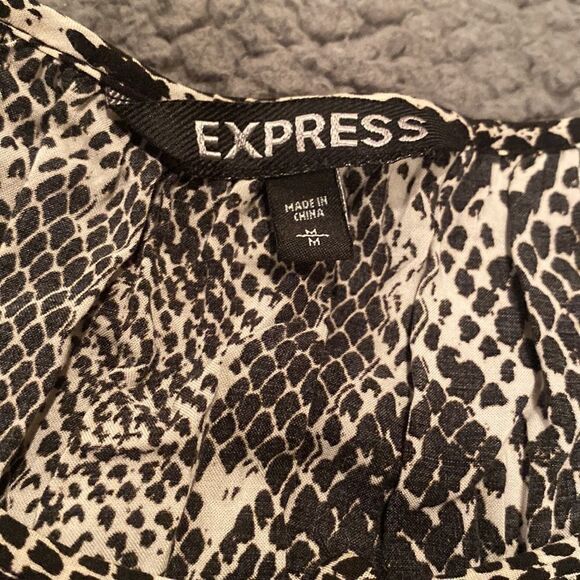 Express Snake Skin Shirt Size Medium - Picture 8 of 10